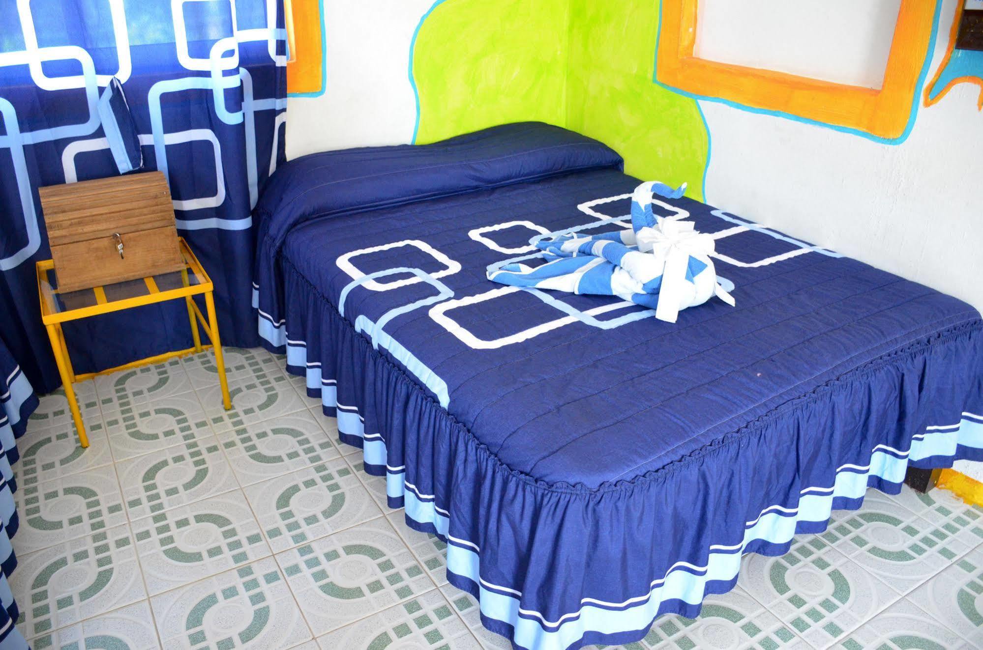 Adventure Experience Hotel Playa del Carmen Esterno foto