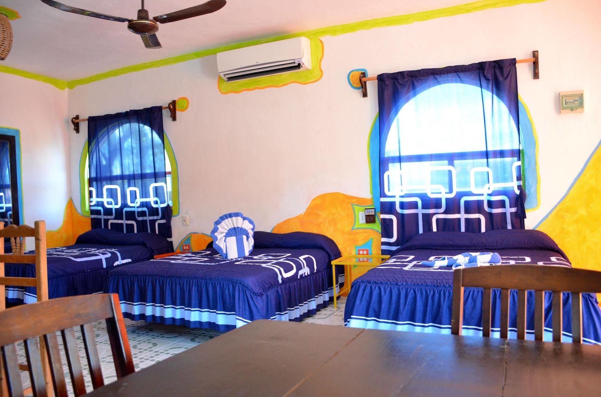Adventure Experience Hotel Playa del Carmen Esterno foto