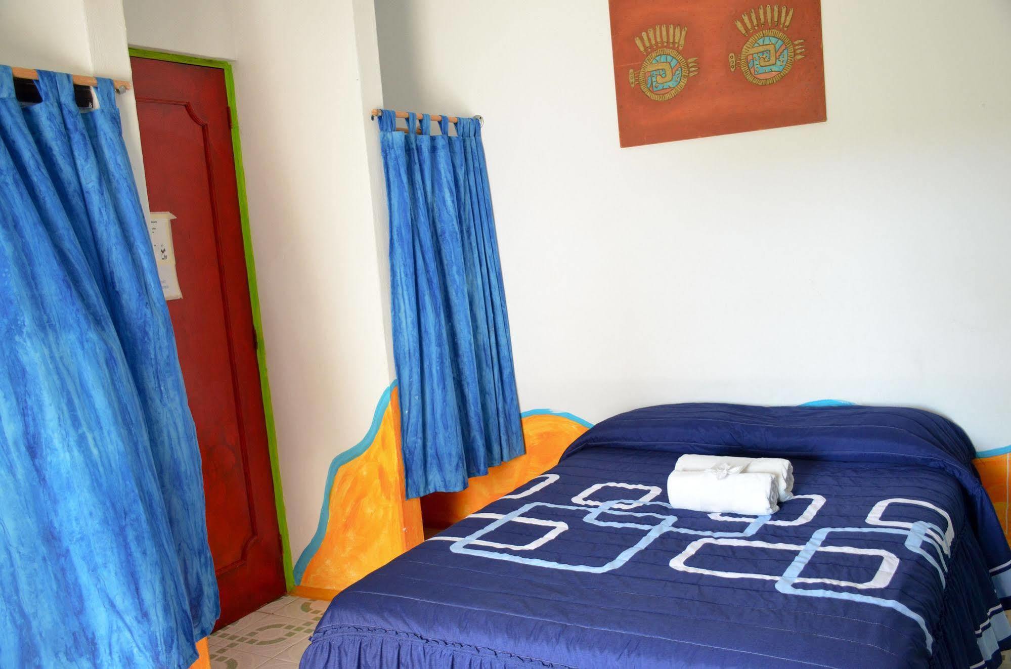 Adventure Experience Hotel Playa del Carmen Esterno foto